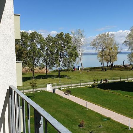 Lelle Resort B20 Balatonlelle Esterno foto
