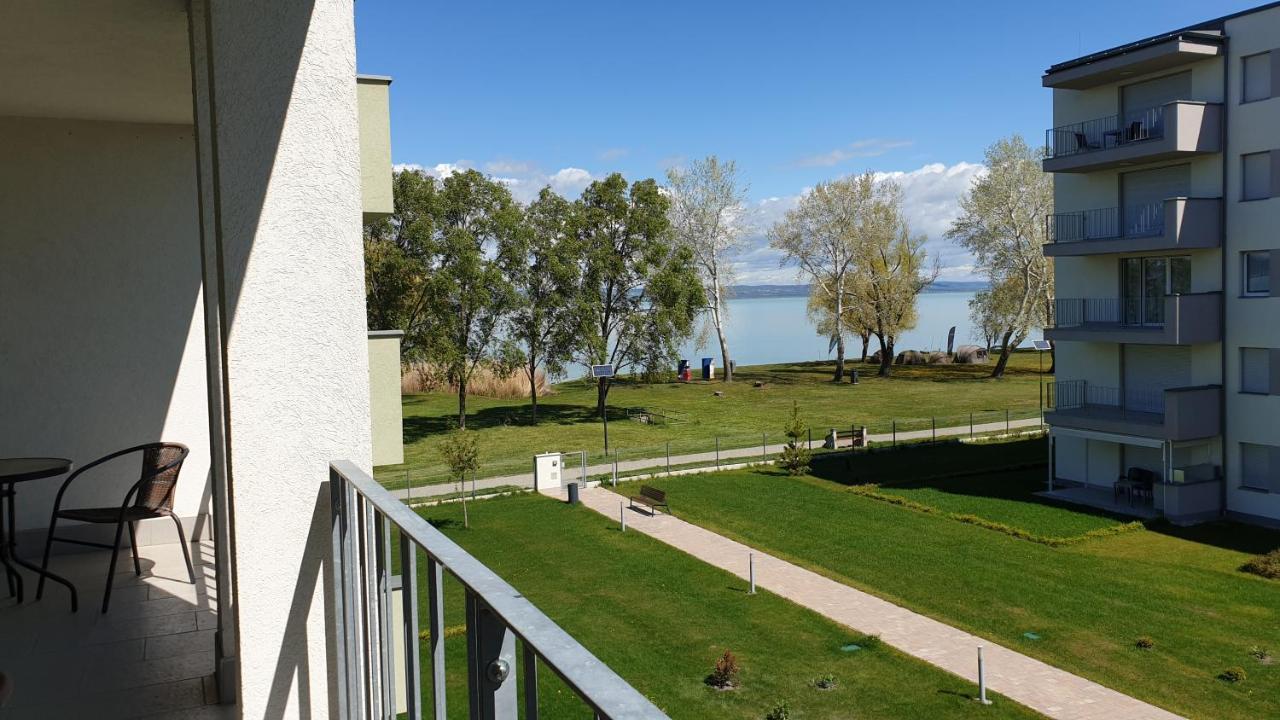 Lelle Resort B20 Balatonlelle Esterno foto