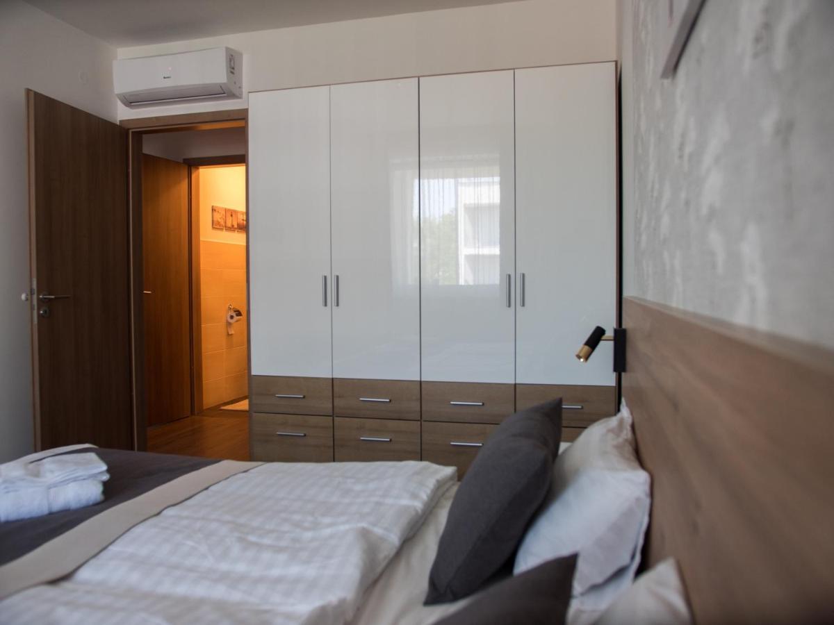 Lelle Resort B20 Balatonlelle Esterno foto